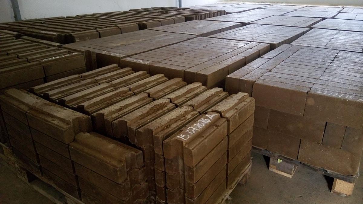 1091_cover Visites de Terrabloc: comment fabrique-t-on des briques durables?
