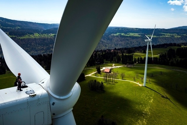 Revue des réactions de presse suite à l&rsquo;acceptation de la stratégie énergétique 2050