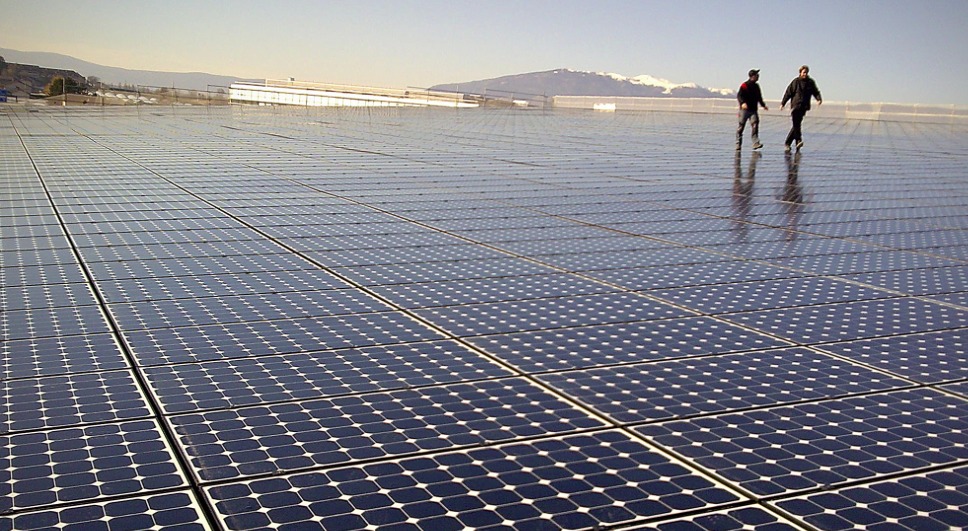 Avec le microgrid, regroupez-vous pour produire, consommer et redistribuer votre énergie, dès maintenant !