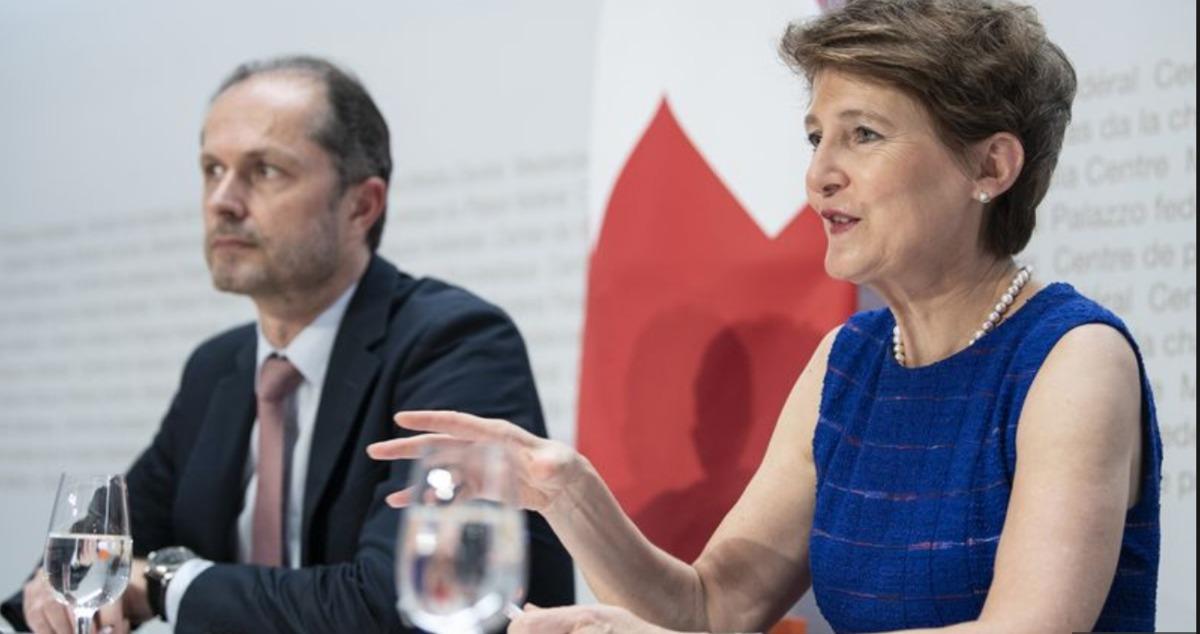 2112_cover Le Conseil fédéral adopte un train de mesures destiné à réduire les émissions de gaz à effet de serre dans l’administration fédérale