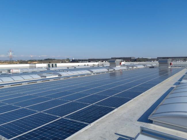 [Vu ailleurs] Décathlon met en service sa 7e centrale PV avec Helexia