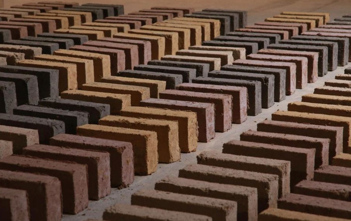 [Vu ailleurs] Construire en terre crue locale