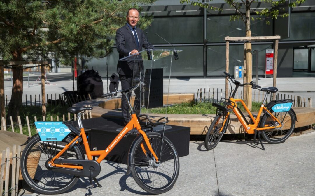 Genève inaugure ses vélos en libre service