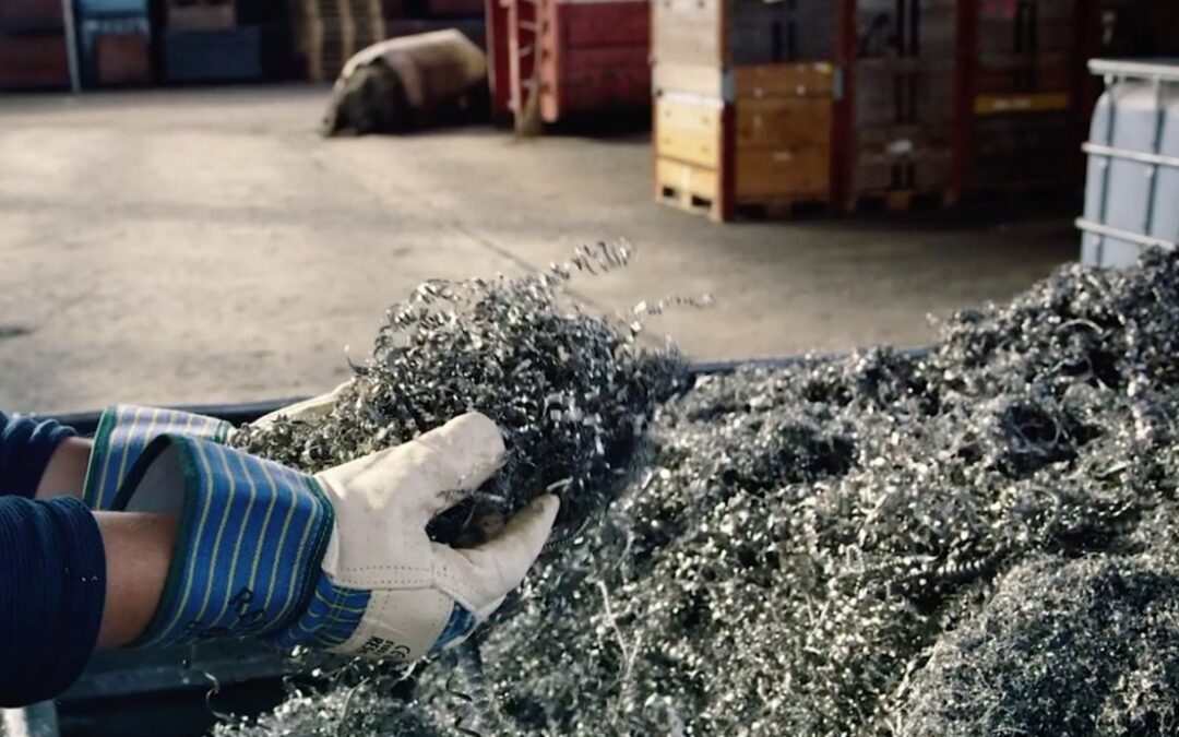 Une montre fabriqué avec des éléments recyclés
