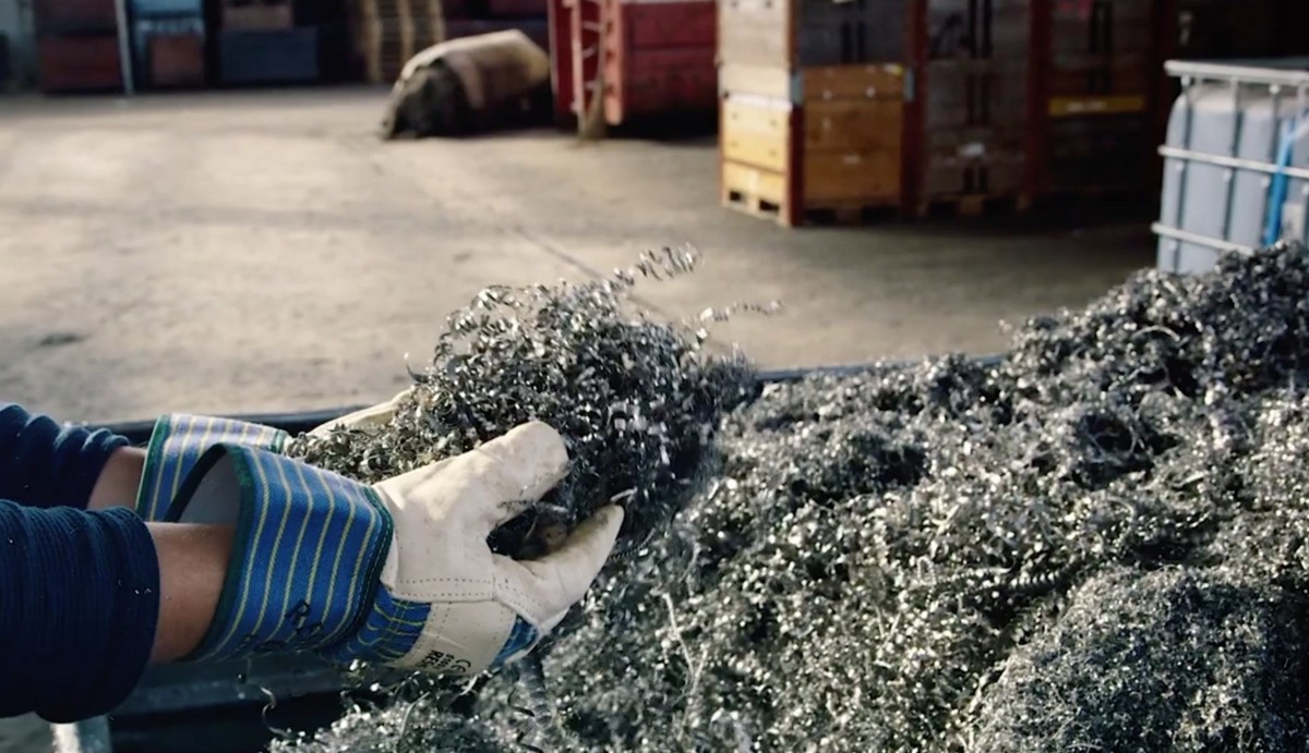 Une montre fabriqué avec des éléments recyclés