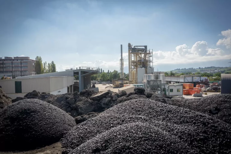 [Focus ECOMATGE] Tecvia SA (groupe Colas) assure le recyclage des enrobés bitumineux